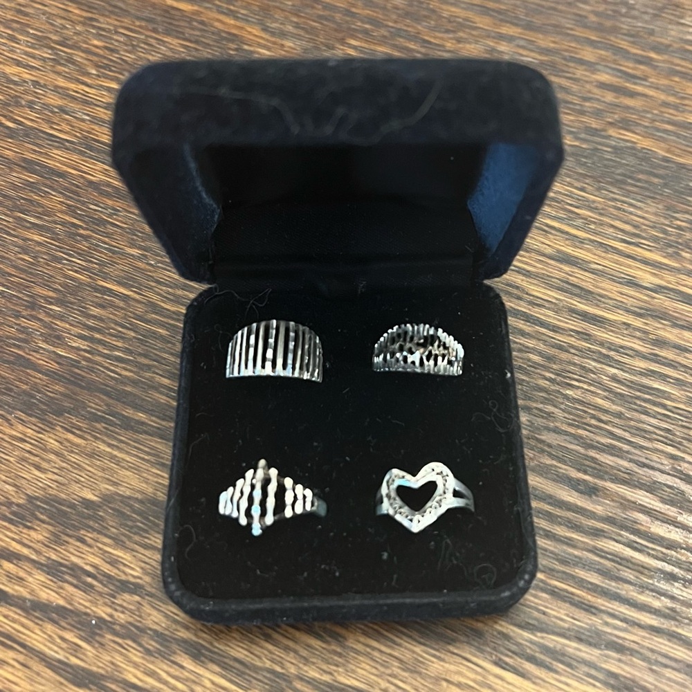 Set of 4 Rings